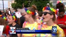 Wilson High School students hold counter-protest against Westboro Baptist Church