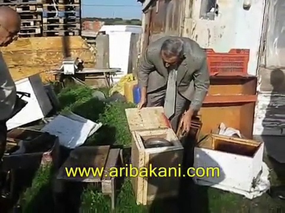Kara kovan,damacana kovan, arıcılık videosu