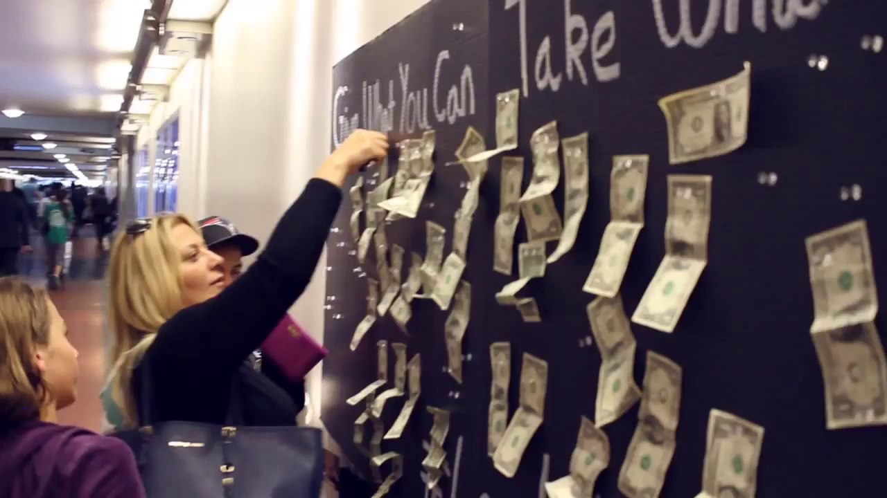 "Donne ce que tu peux, prend ce dont tu as besoin" - Expérience sociale