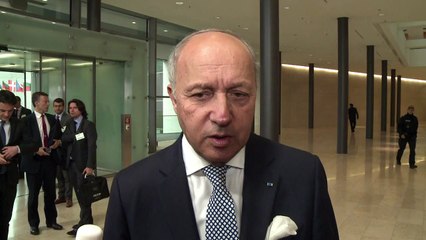 Fabius: la France "totalement aux côtés de la famille Atlaoui"