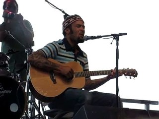 Ben Harper - With My Own Two Hands - Lollapalooza 07