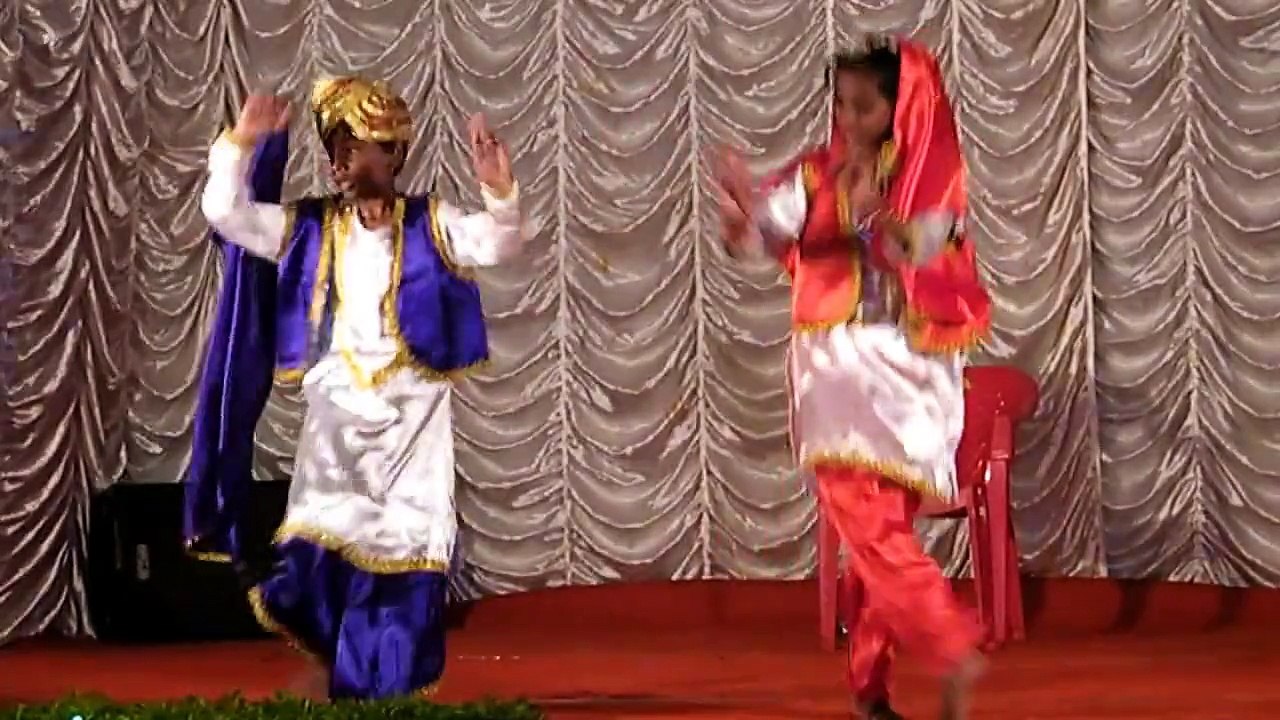 Unity and diversity of Indian culture shown through dance by children of Ranchi Parish