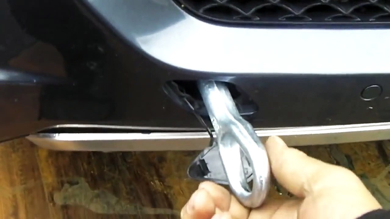 Towing Tips - 2011 Mercedes ML350 Tow Hook Location - Shifting To Neutral