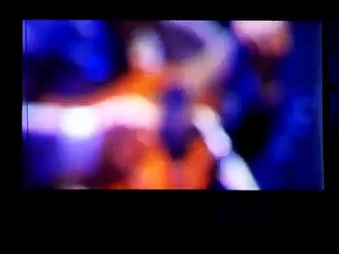 Leonard Cohen - First we take Manhattan (live)