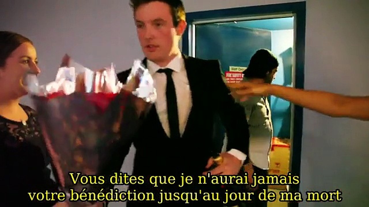 Demande en mariage dans un cinéma