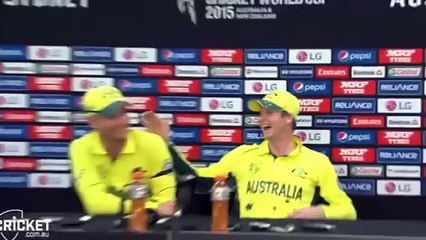 Australia captain Michael Clarke asked about his sex life by accident - and answers anyway _npmake.com