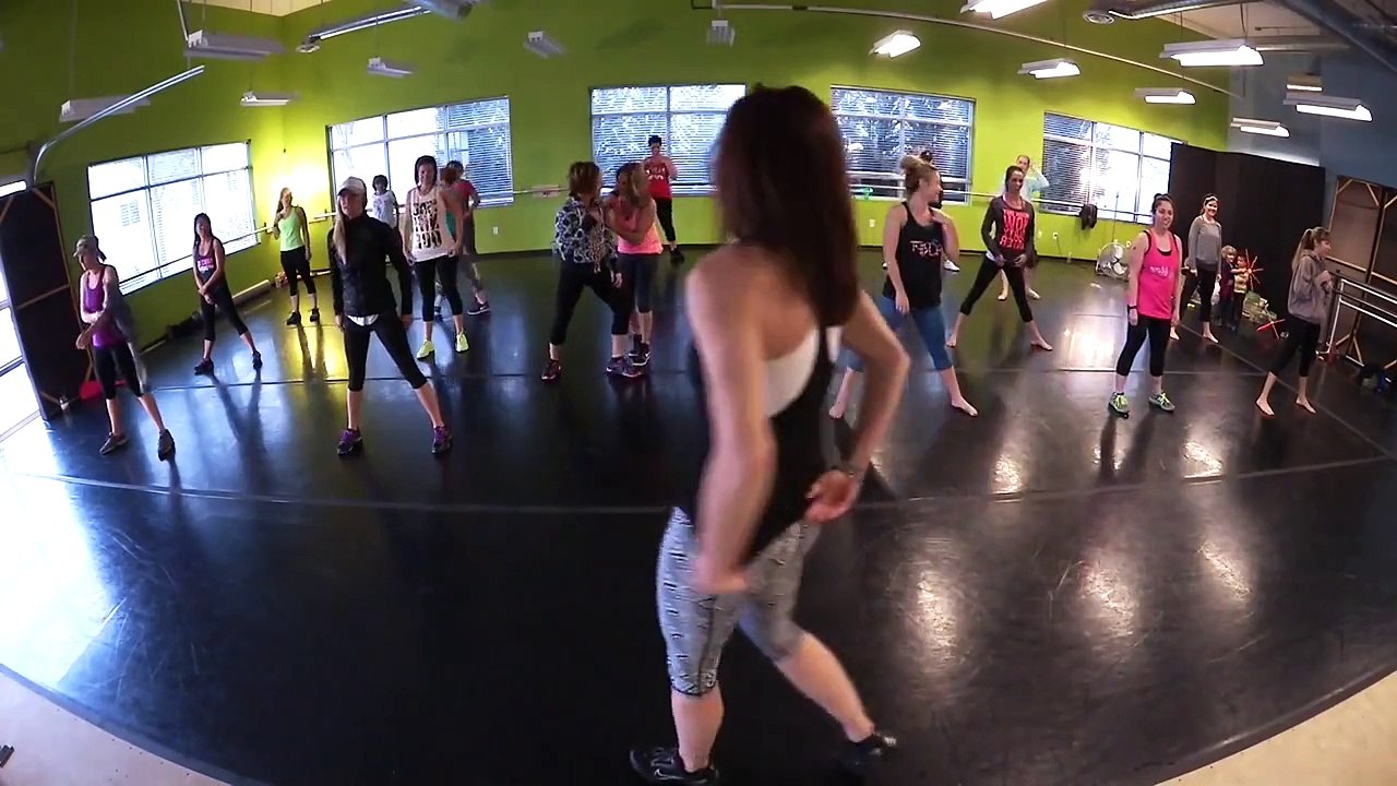 SUGAR by Maroon 5.  (warm up)  SHiNE DANCE FITNESS