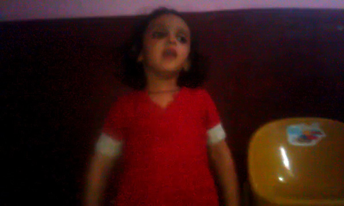 bara dushman bana phirta hai jo bacho sy Darta hai