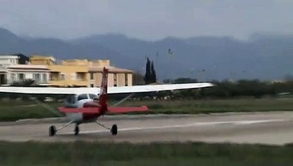 Cessna 172 - Take off and touch & go in Son Bonet (LESB)