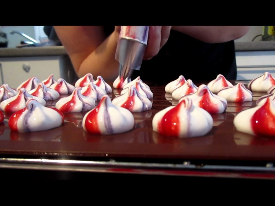 Meringue Psychédéliques - Cooking&Chemistry/ Guillaume conseiller Guy Demarle