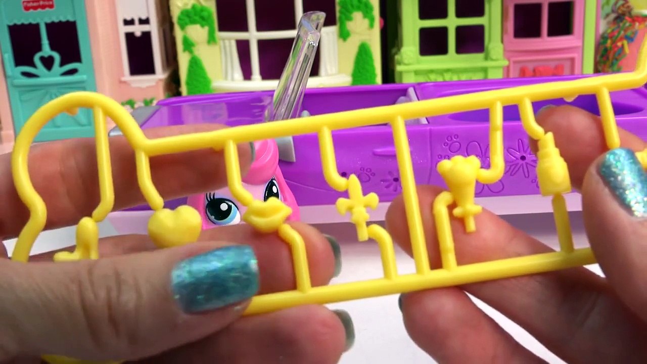 LPS Pet LIMO Limousine Hot Tub Car Littlest Pet Shop Ride with Friends My Little Pony Shopkins Fun