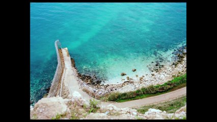 Frontières / 4. Autour de Laetitia Tura