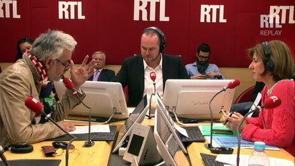 "Quelle hypocrisie autour des sportives !", peste Pascal Praud