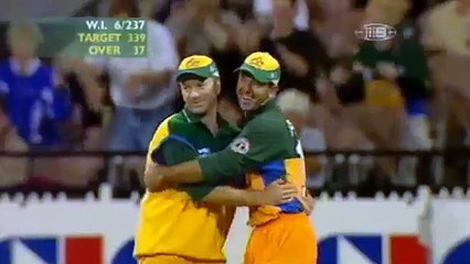 5 attempts at a catch & classic one handed grab! Cricket comedy!!!