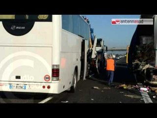 TG 19.05.15 Incidente sull'A14, coinvolto un bus di studenti di Manfredonia