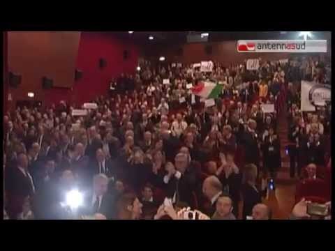 TG 13.05.15 Regionali Puglia: il sondaggio Ipr fa crescere i grillini, tonfo Schittulli