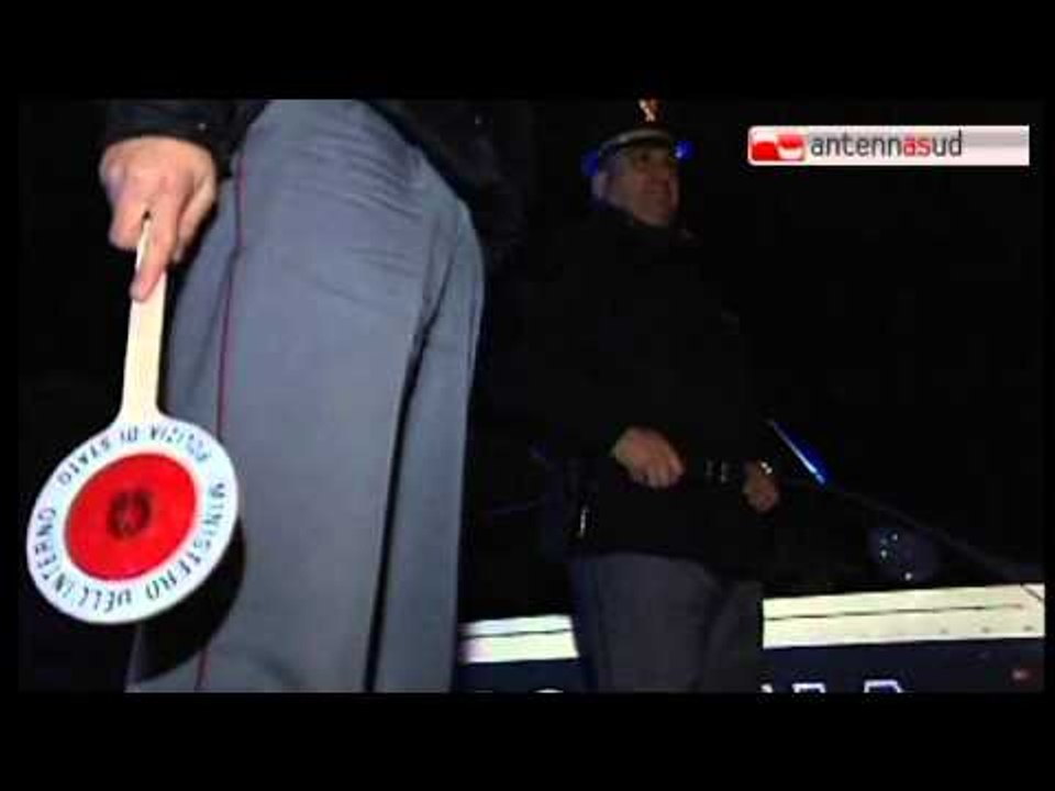 TG 15.05.15 Cerignola, polizia sventa rapina a portavalori da 1,3 milioni