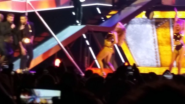 Concert RED Tour M pokora Paris Zenith 13 juin (26)