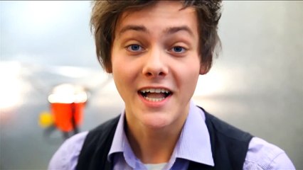 Outnumbered Christmas Special // Bad Teeth