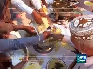 Uncontrolled PPP Jiyalas attacked on Benazir Bhutto Birthday cake