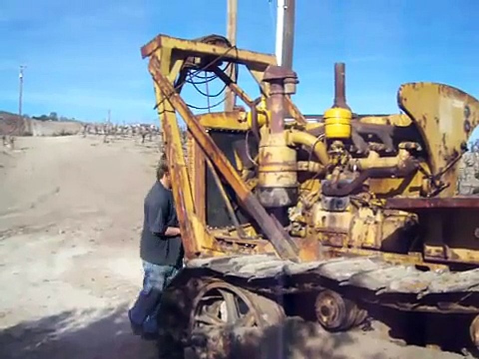 Starting caterpillar d8 tractor bulldozer
