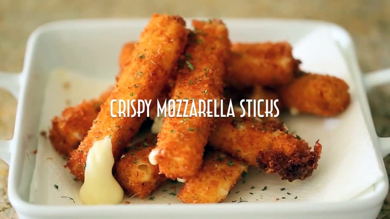 Crispy Mozzarella Sticks
