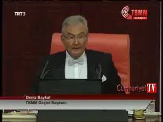 Deniz Baykal'ın Meclis'teki bu sözlerini sadece AKP'liler alkışladı