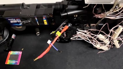 Il fabrique seul un laser de 40W