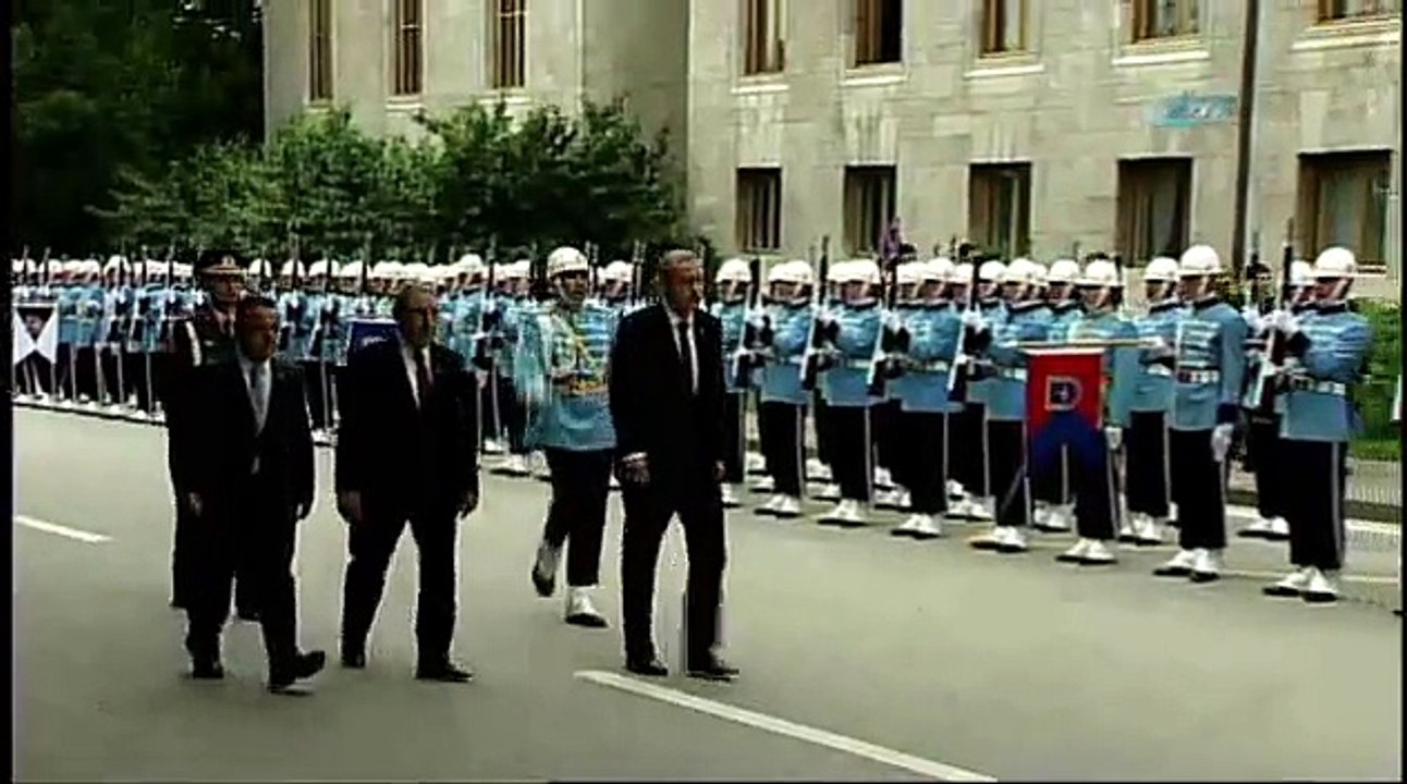 Erdoğan Meclis’te yemin törenini izledi