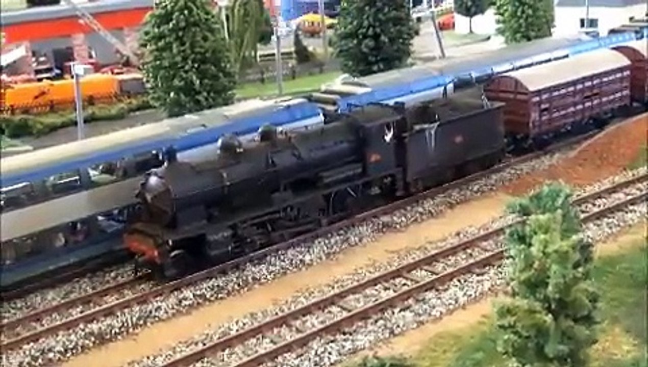 Exposition modéliste d'Epouville en video par Patrick DEDECKER