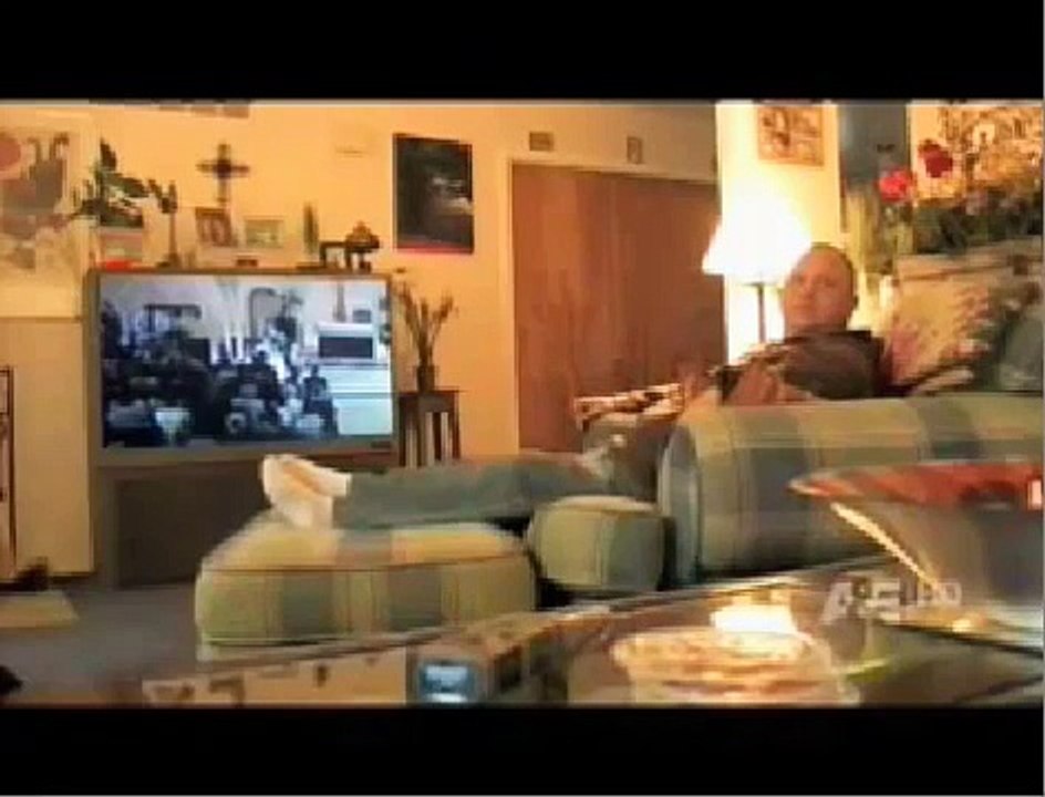 Gay Guy on 'Intervention' Says His Family's Homophobia Drove Him to Alcoholism