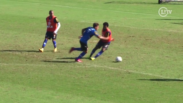 Orgulho do pai! Romarinho brilha no treino do Vasco com belos gols