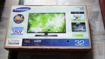 Samsung 32 inch Series 4 4003 TV Unboxing