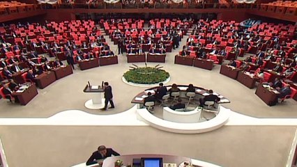 Demirtaş yemin etti, Meclis’te bir ilk de yaşandı