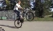 Simple Riders Dirt Bike