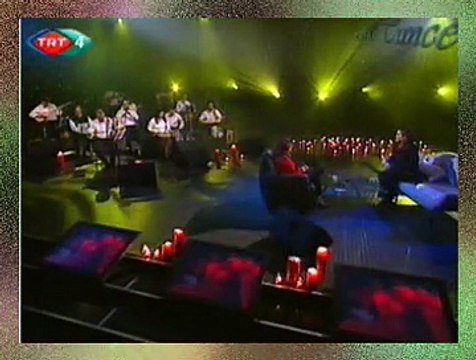 Sabahat AKKİRAZ *Siyah Saçlarında Hatem Yüzlerin*