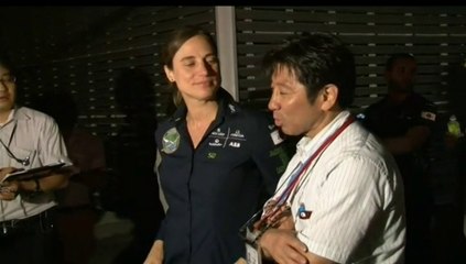 ソーラー飛行機 Si2 は、ハワイ側で雲間がなくなり、名古屋を出発すべきかどうかモナコの本部で検討中。