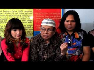 Dijenguk Ayah dan Sahabat Edies Adelia Makin Tegar