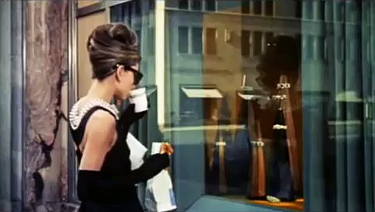 Breakfast at Tiffany's (1961) Trailer