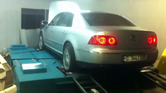 VW Phaeton V10 TDI 704 h.p 1300 N.m Madness Motorsport
