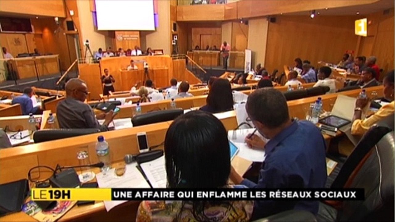 Réactions  aux affaires