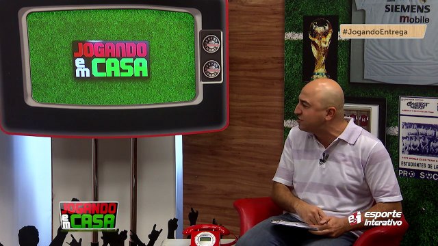 Parabéns, Zidane! Confira cinco golaços do craque francês