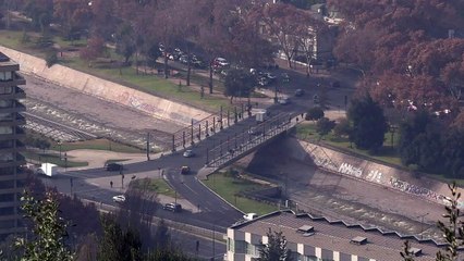 Santiago reduz alerta de poluição