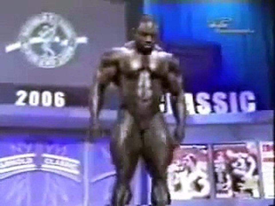 Breakdance Bodybuilder
