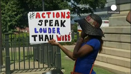 Strage Charleston. Si estende boicottaggio bandiera confederata