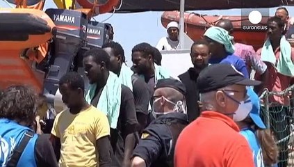 Descargar video: Rescatados más de 3.700 inmigrantes en el Mediterráneo