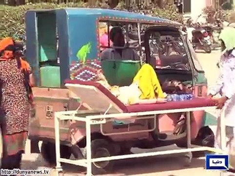 Dunya News-Karachi: Jinnah Hospital falls short of stretchers