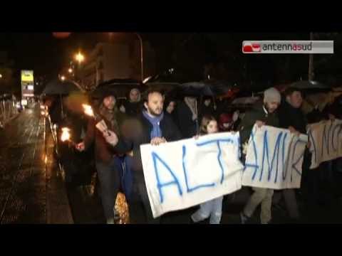 TG 07.04.15 Fiaccolata ad Altamura, ad un mese dall'attentato alla sala giochi