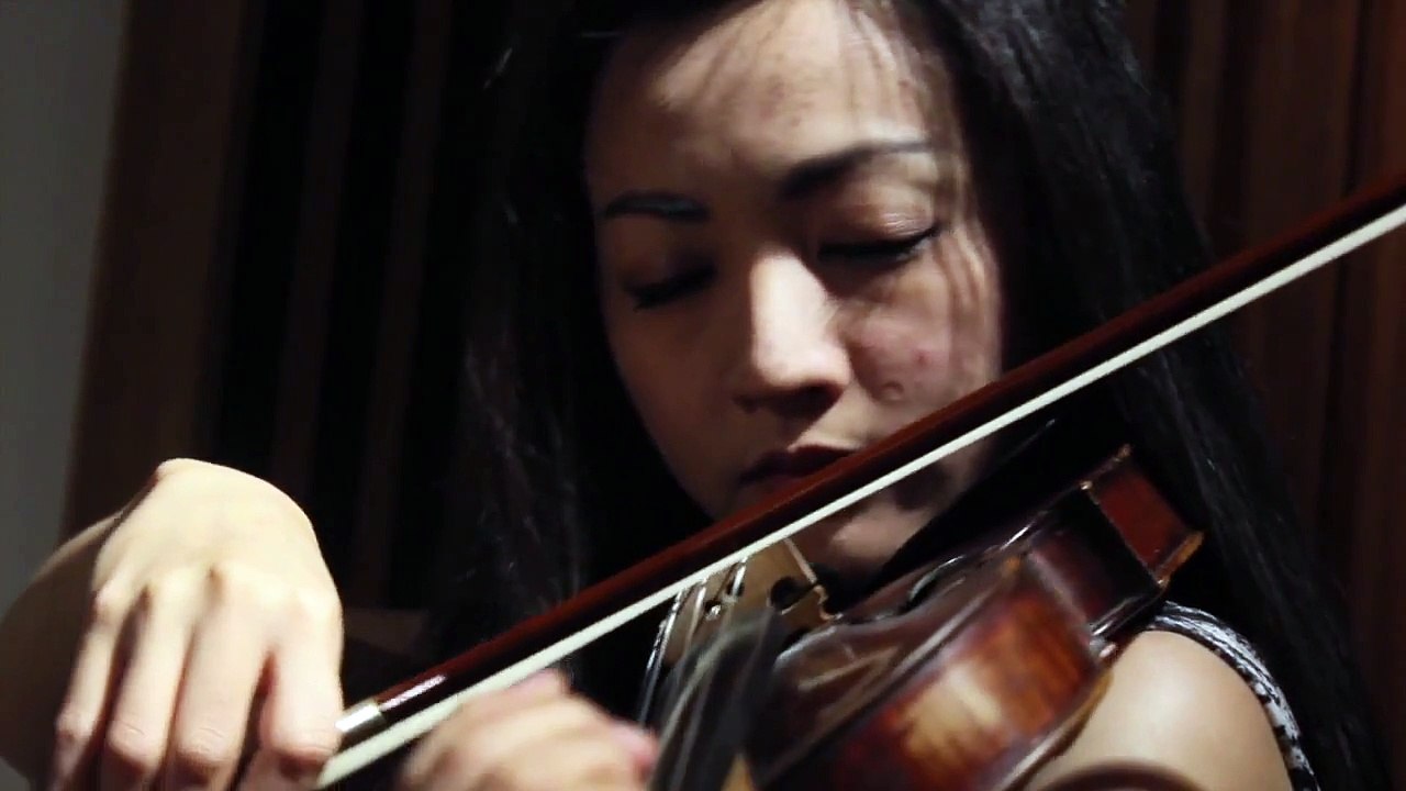 Finna Kurniawati & Shienny Kurniawati, Mozart : Violin Sonata No 21 in E minor, K 304