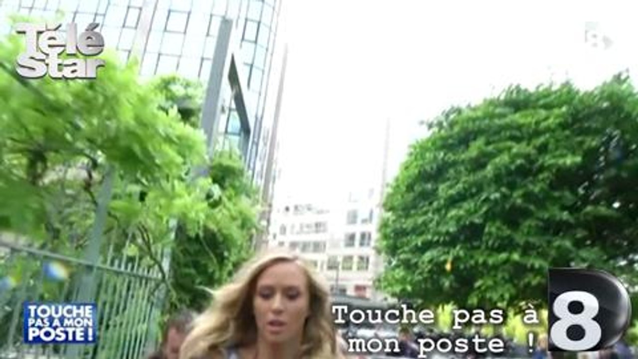 TPMP : Enora Malagré en petite tenue dans la rue